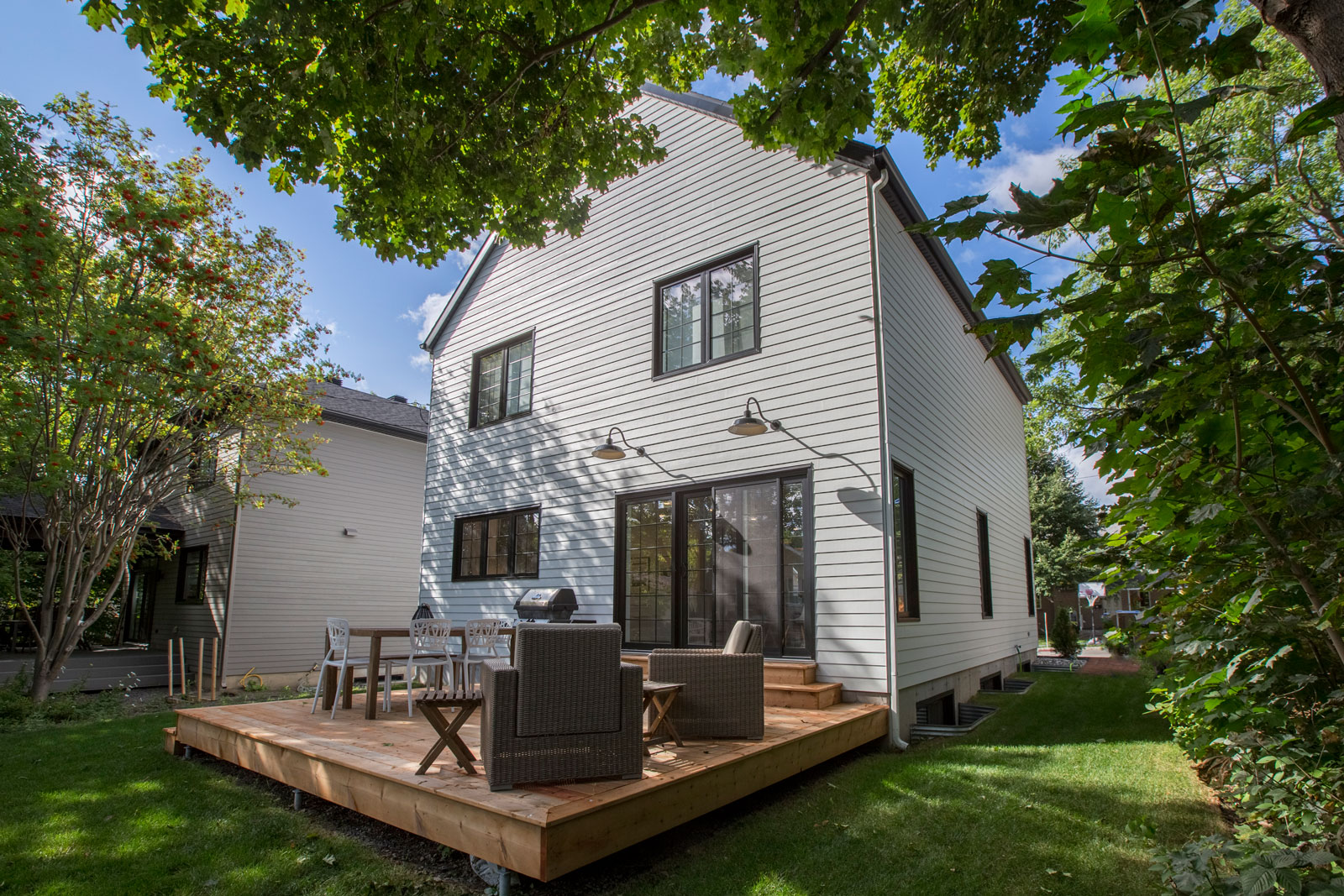 Construction cottage avec foyer Michael Fortier